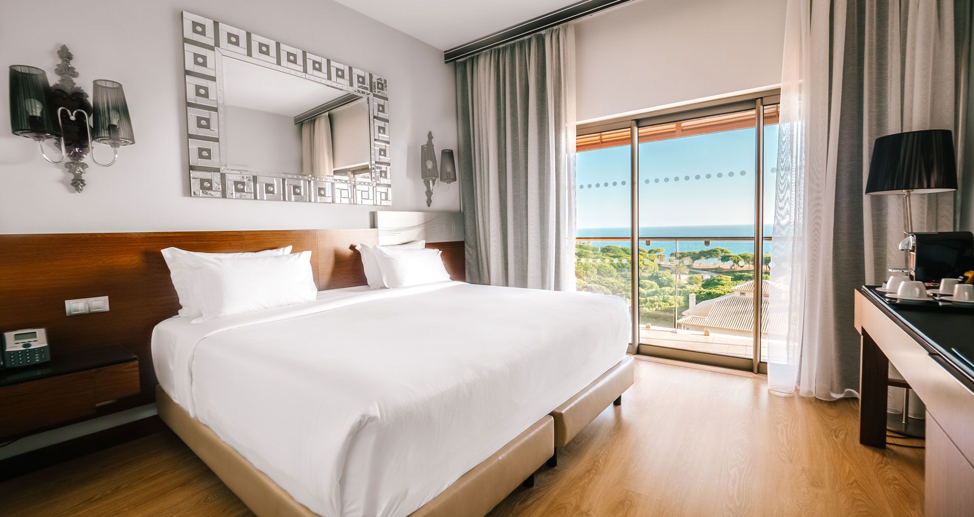 Aqua Pedra dos Bicos Design Beach Hotel i Albufeira Boka online nu!